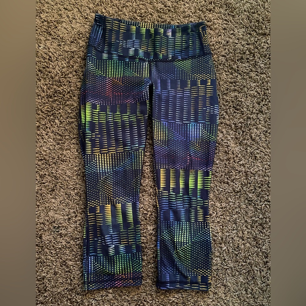 ⭐️$7⭐️ Patagonia design leggings